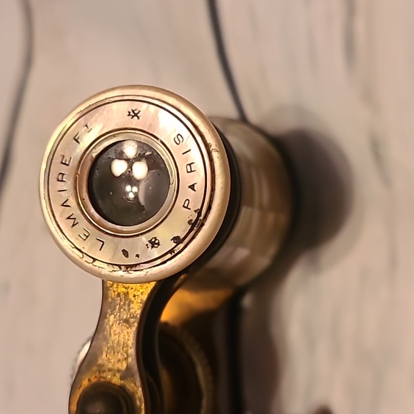 Antique Mother of Pearl Opera Glasses with Case - Picture 4 of 7